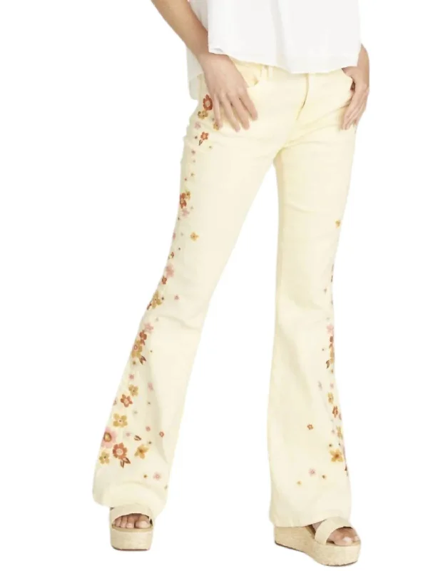 Women's Classic Attire Farrah Flared Citrus Jeans In Driftwood