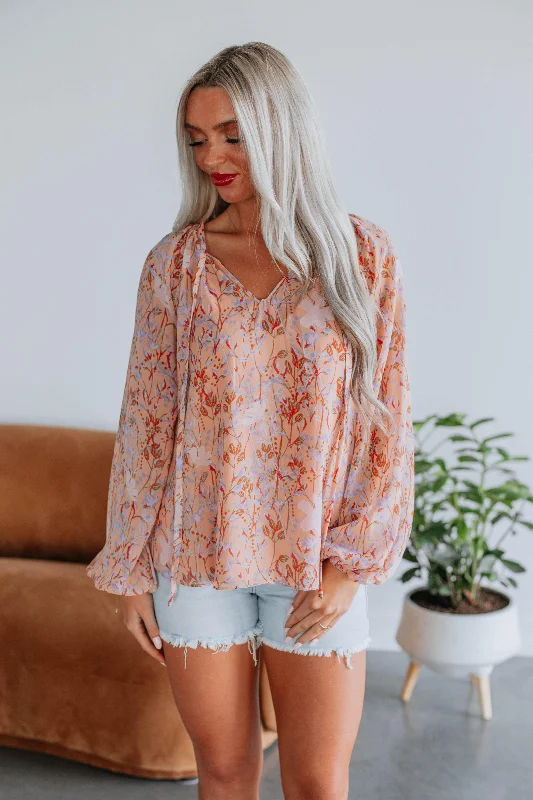 Women's Holiday Outfit Breslin Floral Top