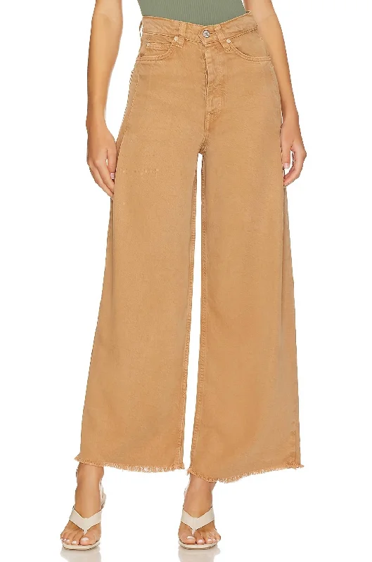 Women's Seasonal Attire Old West Slouchy Jeans In Tumbleweed