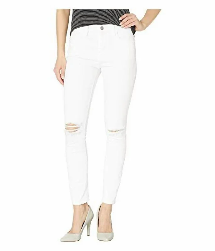 Charming Women's Garments Maude Classic Mid Rise Stretch Skinny Jeans In White