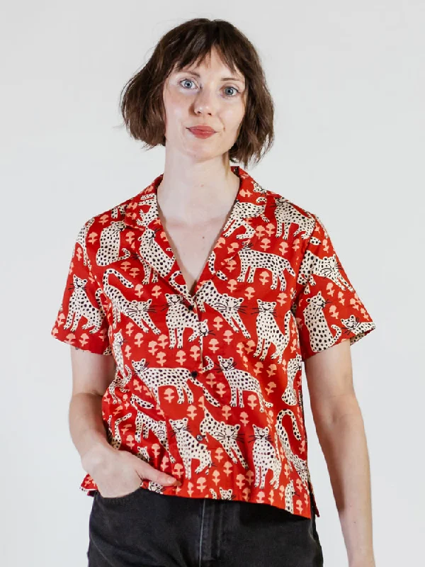 Women's Workout Garments Camp Shirt - Poppy Leopard