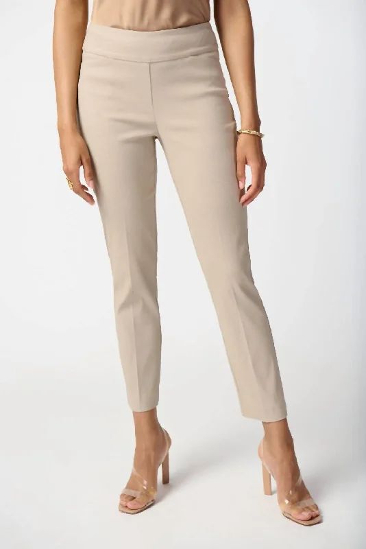 Women's Stylish Vacation Attire Jacquard Pull-On Pants In Dune